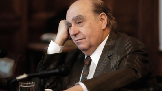 Sanguinetti se entera, en un minuto, de que lo apoya un ex vicepresidente de Alas U — MinutoNTN — No Toquen Nada | El Espectador 810