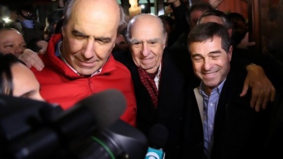 Sanguinetti y el alivio: le pasó la posta a Talvi — Informes — No Toquen Nada | El Espectador 810