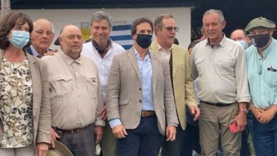 Con optimismo por el momento del campo, el Presidente Lacalle Pou inauguró Expo Salto — Exposiciones — Dinámica Rural | El Espectador 810