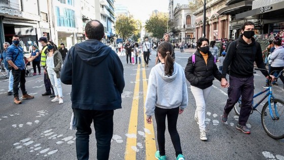 La Intendencia de Montevideo y el Grupo Centro presentan actividades culturales gratuitas para los fines de semana — Qué tiene la tarde — Más Temprano Que Tarde | El Espectador 810