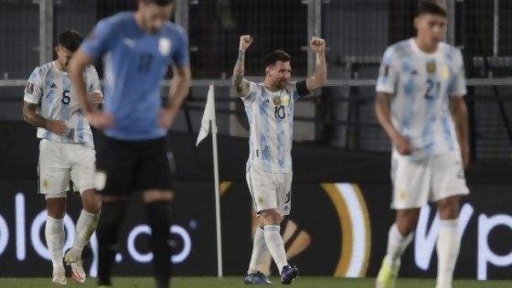 Anali del Argentina Uruguay — Darwin - Columna Deportiva — No Toquen Nada | El Espectador 810