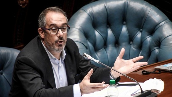 Mahía: “En líneas generales no compartimos el proyecto pero si la necesidad de realizar una Reforma en la Seguridad Social” — Entrevistas — Primera Mañana | El Espectador 810