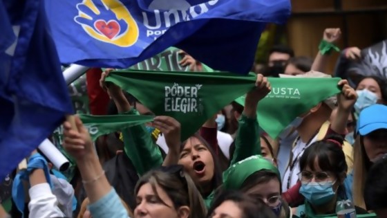 Avances y retrocesos en la región: Corte despenalizó aborto hasta seis meses en Colombia — Informes — No Toquen Nada | El Espectador 810