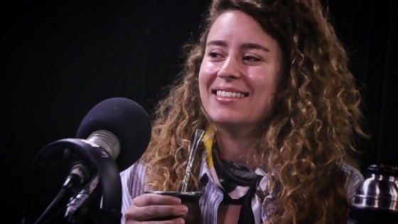 La vida de Florencia Núñez y “el camino marcado para el estudio” que viró a la música — Charlemos de vos — Abran Cancha | El Espectador 810