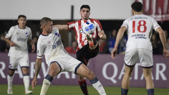 Nacional perdió en La Plata y comprometió su clasificación   — Deportes — Primera Mañana | El Espectador 810