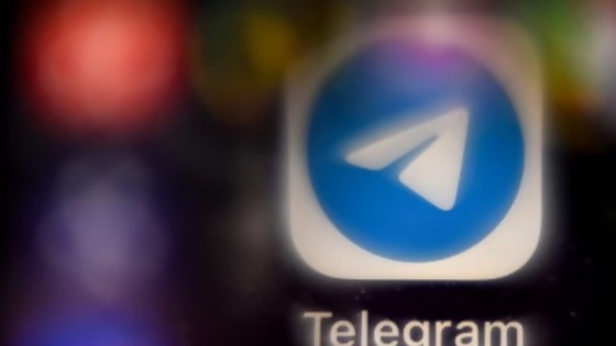 Rusia y Ucrania usan Telegram sin censura, Twitter censura contenido prorruso — Victoria Gadea — No Toquen Nada | El Espectador 810