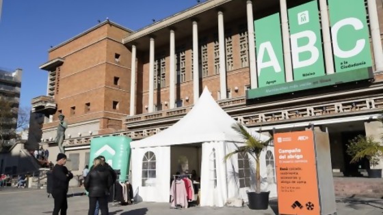 La Intendencia de Montevideo organiza una campaña solidaria de donación de abrigo — Qué tiene la tarde — Más Temprano Que Tarde | El Espectador 810