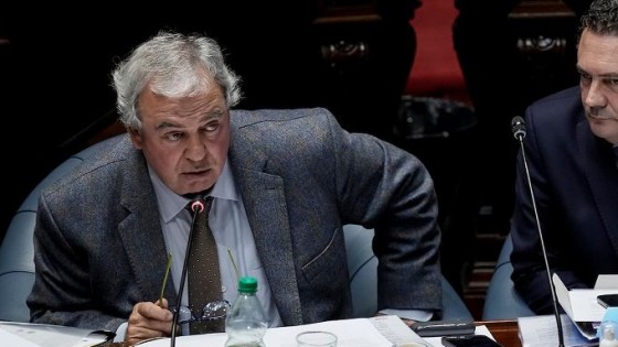 Heber en el parlamento y el inquilinato en San José — De qué te reís: Diego Bello — Más Temprano Que Tarde | El Espectador 810