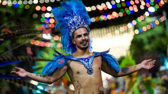 El desfile de Carnaval vuelve a 18 de julio — La portada — Paren Todo | El Espectador 810