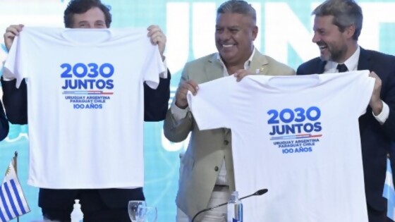 Lanzamiento de UruguayelconosurmenosBrasilyquientediceBolivia 2030, un sueño sin lugares disponibles — Columna de Darwin — No Toquen Nada | El Espectador 810