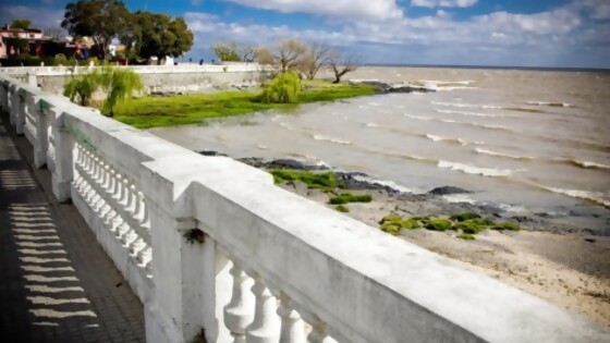 Un viaje por los lugares más románticos del Uruguay — Andén 810 — Puras Palabras | El Espectador 810