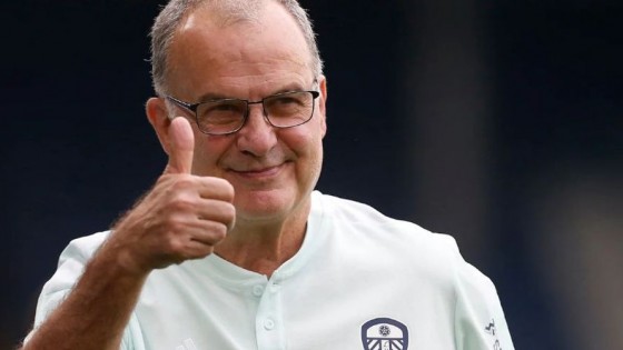 Bielsa llega a Montevideo para firmar su contrato con la selección — Deportes — Primera Mañana | El Espectador 810