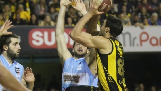 Peñarol en el basket moribundo y los desmayos de Doha — Darwin - Columna Deportiva — No Toquen Nada | El Espectador 810