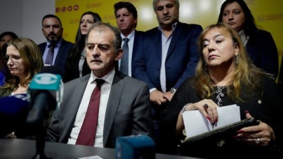 Renuncia de Irene Moreira: “El episodio es tremendamente dramático para el gobierno” — Cuestión política: Dr. Daniel Chasquetti — Más Temprano Que Tarde | El Espectador 810