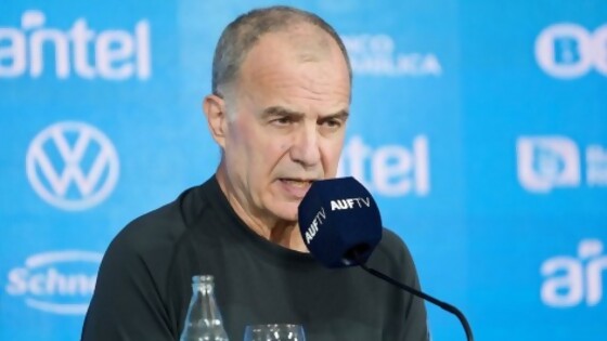 El ómnibus que llevó a Bielsa a la selección uruguaya — Diego Muñoz — No Toquen Nada | El Espectador 810