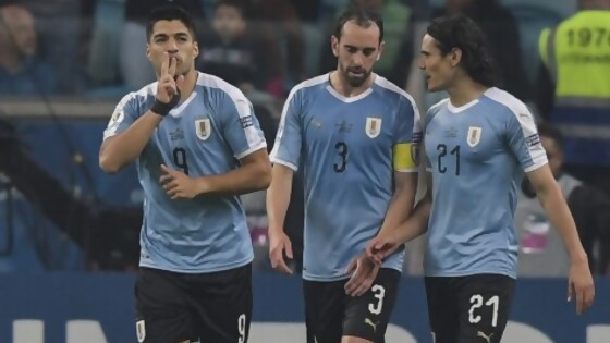 El retiro de Godín, el futuro de Suárez y Cavani y la continuidad de Broli — Diego Muñoz — No Toquen Nada | El Espectador 810