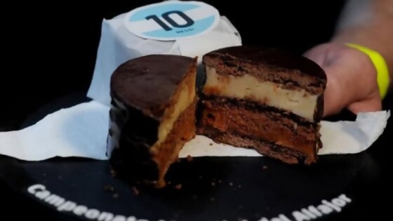 En el Mundial del alfajor cualquier cosa es alfajor/ La Celeste de Bielsa a precio de Sting/ Como 10 noticias en 1min — Columna de Darwin — No Toquen Nada | El Espectador 810