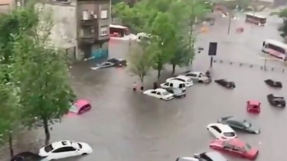 Cosse explicó las inundaciones en La Aguada: ¡hay un cambio climático del gran flauta! — Darwin concentrado — No Toquen Nada | El Espectador 810