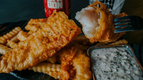 Tenemos la posta del pescado frito — Al horno con Sofía Muñoz — Paren Todo | El Espectador 810