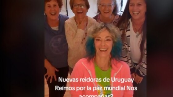 Horriphilarante: mujeres que se ríen por la paz mundial/ Medio análi del spot de Delgado — Columna de Darwin — No Toquen Nada | El Espectador 810