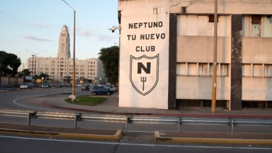 Volvió Recarey, el juez de las Vacaciones de julio, y el Proyecto Neptuno emparejó (para abajo) al Club Neptuno — Columna de Darwin — No Toquen Nada | El Espectador 810