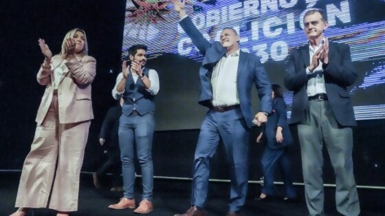 Mc Nini, Peppa Pou, la depresión de Fantino: Darwin busca escenas de la democracia que conmuevan — Columna de Darwin — No Toquen Nada | El Espectador 810