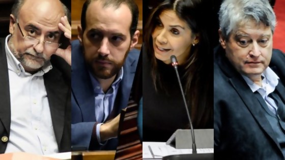 El bullying a los parlamentarios que se van y el “ahora sí” del FA  — Columna de Darwin — No Toquen Nada | El Espectador 810