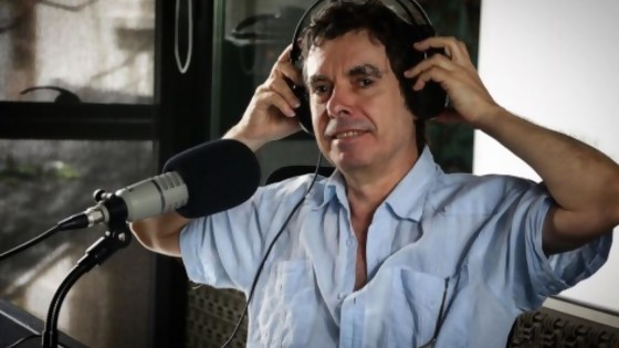 La vida de Fernando Cabrera y su elección de ser “una persona solitaria” para fomentar la creatividad — Charlemos de vos — Abran Cancha | El Espectador 810