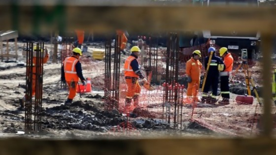 Cuáles son las medidas en la construcción para la vuelta a la actividad — Informes — No Toquen Nada | El Espectador 810