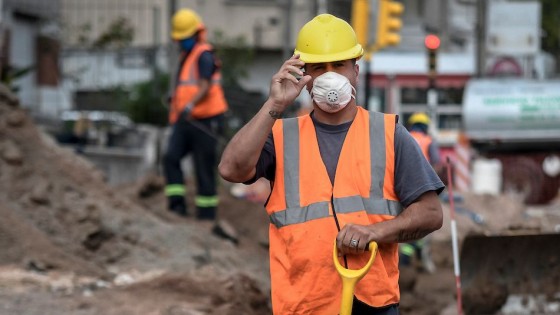 Ruibal: “O nos morimos de covid-19 o nos morimos de hambre, hay empresas que no resisten un parate largo” — Entrevistas — Primera Mañana | El Espectador 810