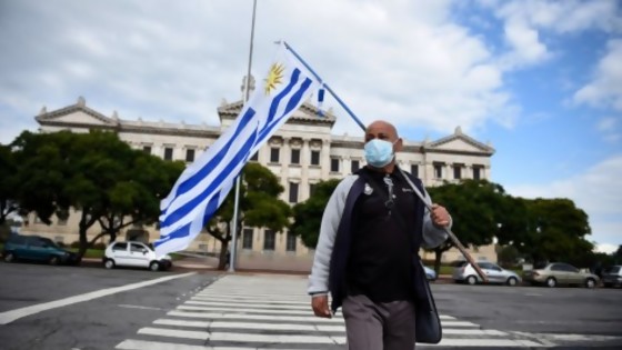 Entre un 1º de mayo atípico y la decisión de Lacalle Pou de enviar la LUC al Senado — La Semana en Cinco Minutos — Abran Cancha | El Espectador 810