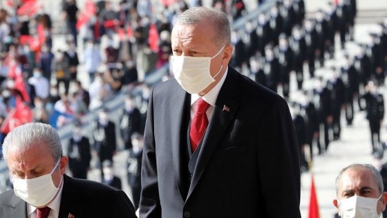 El “delirio oscuro” que impulsa Erdogan en medio de una ola de terror en Francia — Claudio Fantini — Primera Mañana | El Espectador 810