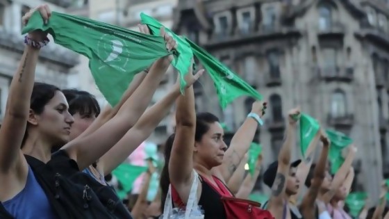 Argentina se encamina a la despenalización del aborto — Entrada libre — Más Temprano Que Tarde | El Espectador 810