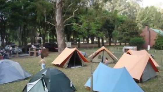 ¿Vamos de campamento? — De qué te reís: Diego Bello — Más Temprano Que Tarde | El Espectador 810