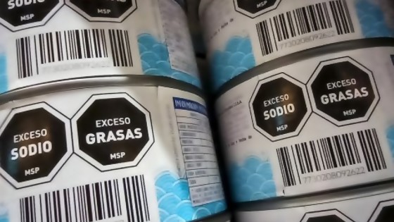 “Penas severas“ y “medidas compensatorias” respecto al rotulado frontal de alimentos — Informes — No Toquen Nada | El Espectador 810