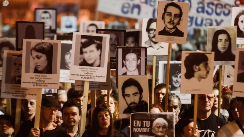 Marcha del Silencio en París —  Puesta a punto — Más Temprano Que Tarde | El Espectador 810