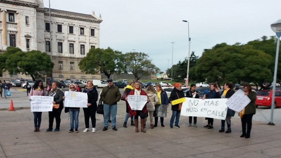 Día Internacional de la Lucha contra el Uso Indebido y el Tráfico Ilícito de Drogas — Qué tiene la tarde — Más Temprano Que Tarde | El Espectador 810