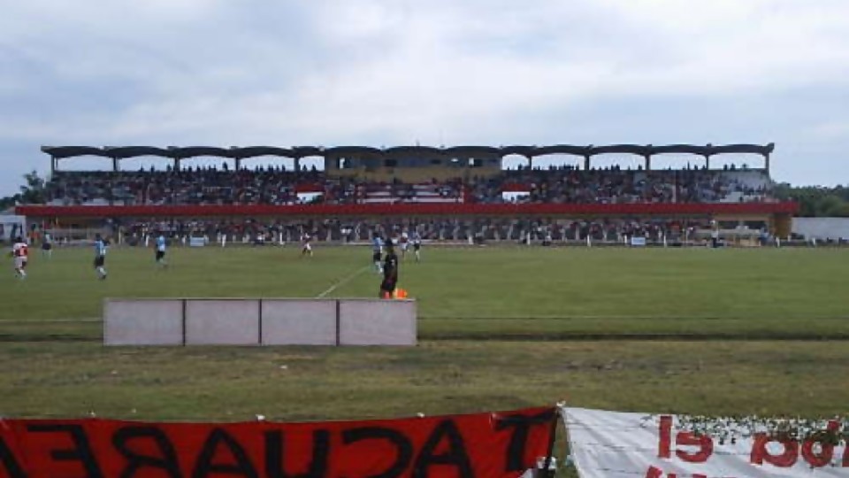 Regresa el público al fútbol del interior —  Qué tiene la tarde — Más Temprano Que Tarde | El Espectador 810