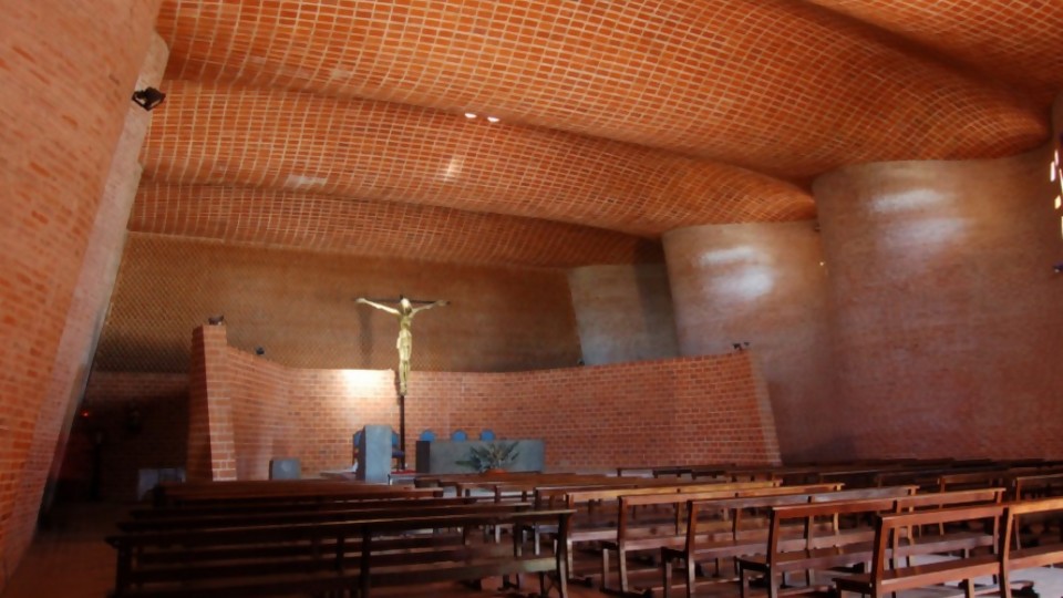 Iglesia Cristo Obrero del Ing. E. Dieste declarada Patrimonio Mundial de Unesco: La arquitectura adaptada al sentido de la liturgia católica —  La Entrevista — Más Temprano Que Tarde | El Espectador 810
