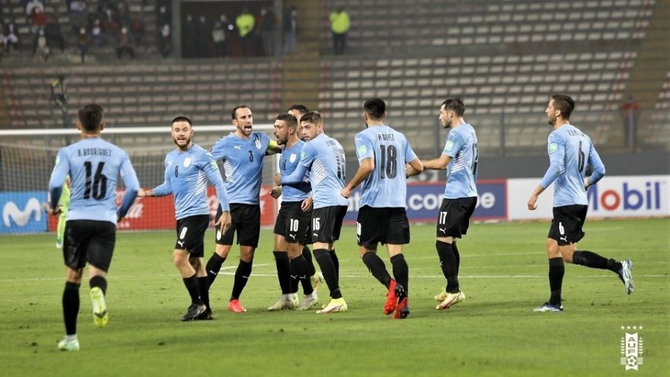 Uruguay mejoró y se vuelve de Lima con un punto — Deportes — Primera Mañana | El Espectador 810