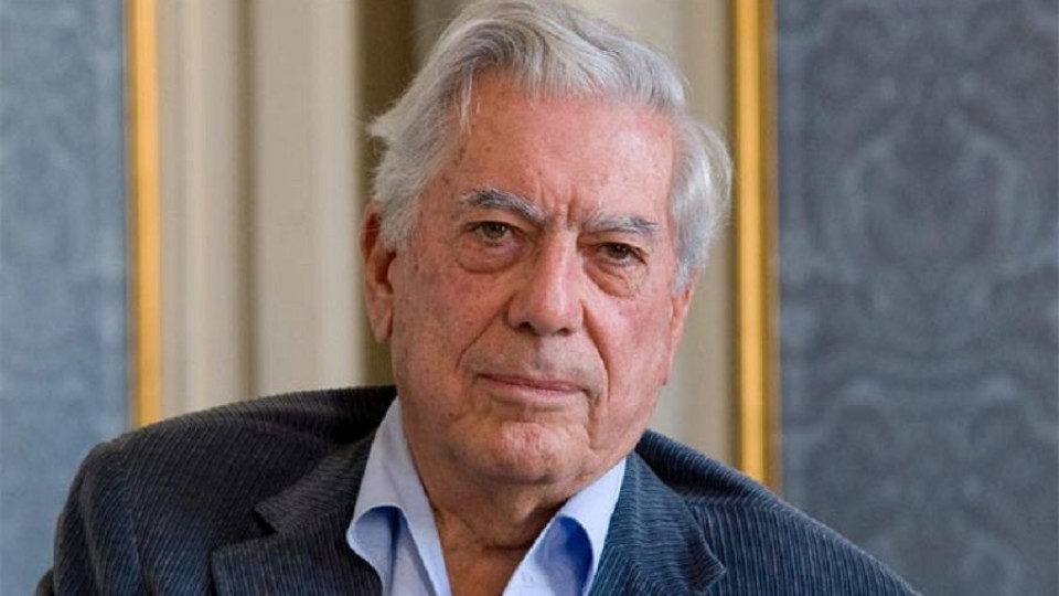 El sueño de Vargas Llosa y su esposa —  Puras historias — Puras Palabras | El Espectador 810