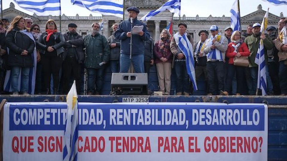 ¿Hay espacio para un nuevo partido político en Uruguay? —  Cuestión política: Dr. Daniel Buquet — Más Temprano Que Tarde | El Espectador 810