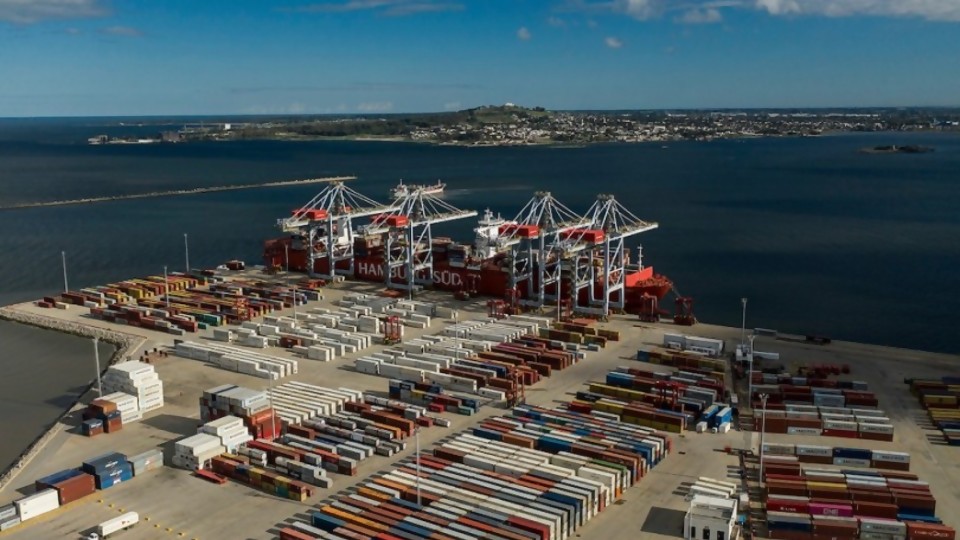Uruguay depende de la habilitación de Argentina para cumplir los contratos con UPM y Katoen Natie — Informes — No Toquen Nada | El Espectador 810