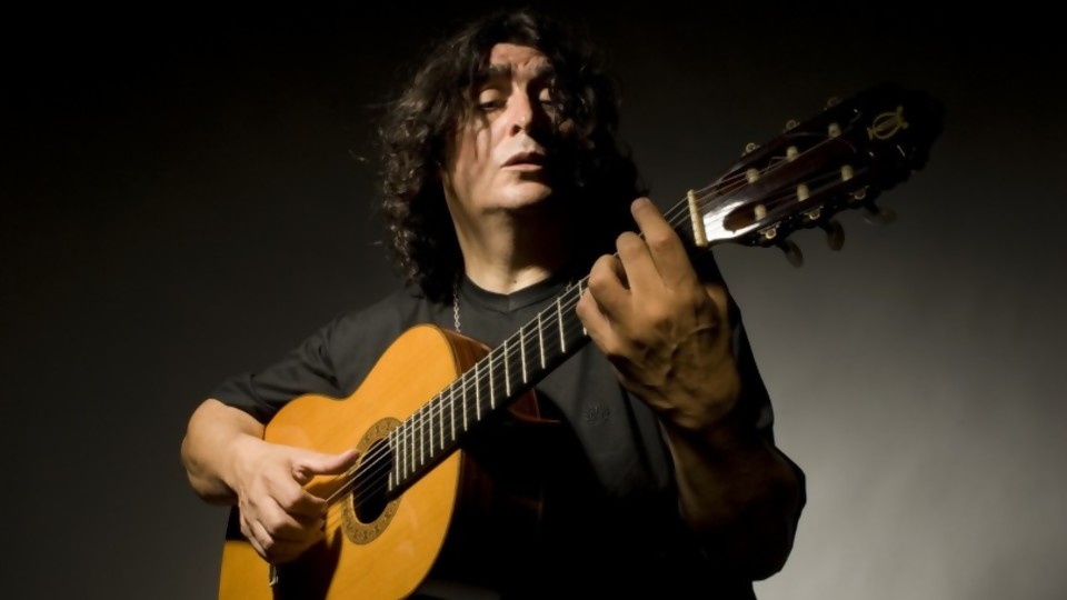 Llega a Montevideo el aclamado guitarrista y compositor argentino Luis Salinas.  —  Entrada libre — Más Temprano Que Tarde | El Espectador 810