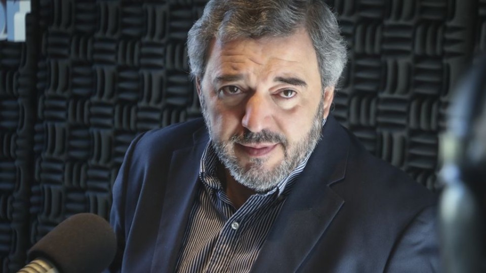 Bergara: “El Banco Central debería intervenir en el mercado cambiario para frenar la caída del dólar” —  Entrevistas — Primera Mañana | El Espectador 810