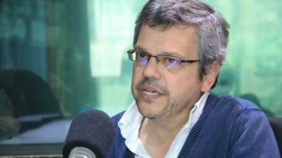 Gustavo Leal: “el huevazo a Martínez fue el acto de un cobarde” —  La Entrevista — Más Temprano Que Tarde | El Espectador 810