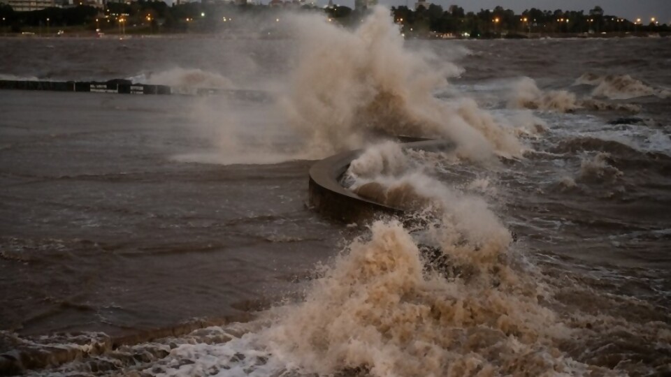 ¿Le damos trascendencia a las alertas metereológicas? —  La portada — Paren Todo | El Espectador 810