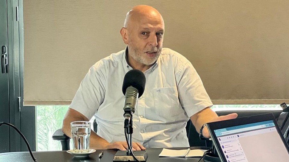 Faltan herramientas para capitalizar oportunidades a nivel científico. —  La Entrevista — Más Temprano Que Tarde | El Espectador 810