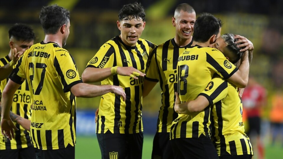 Peñarol rota y Nacional está roto —  Darwin - Columna Deportiva — No Toquen Nada | El Espectador 810