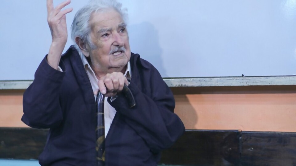 Don Vito Vizcacha, el nuevo personaje de Mujica —  Columna de Darwin — No Toquen Nada | El Espectador 810